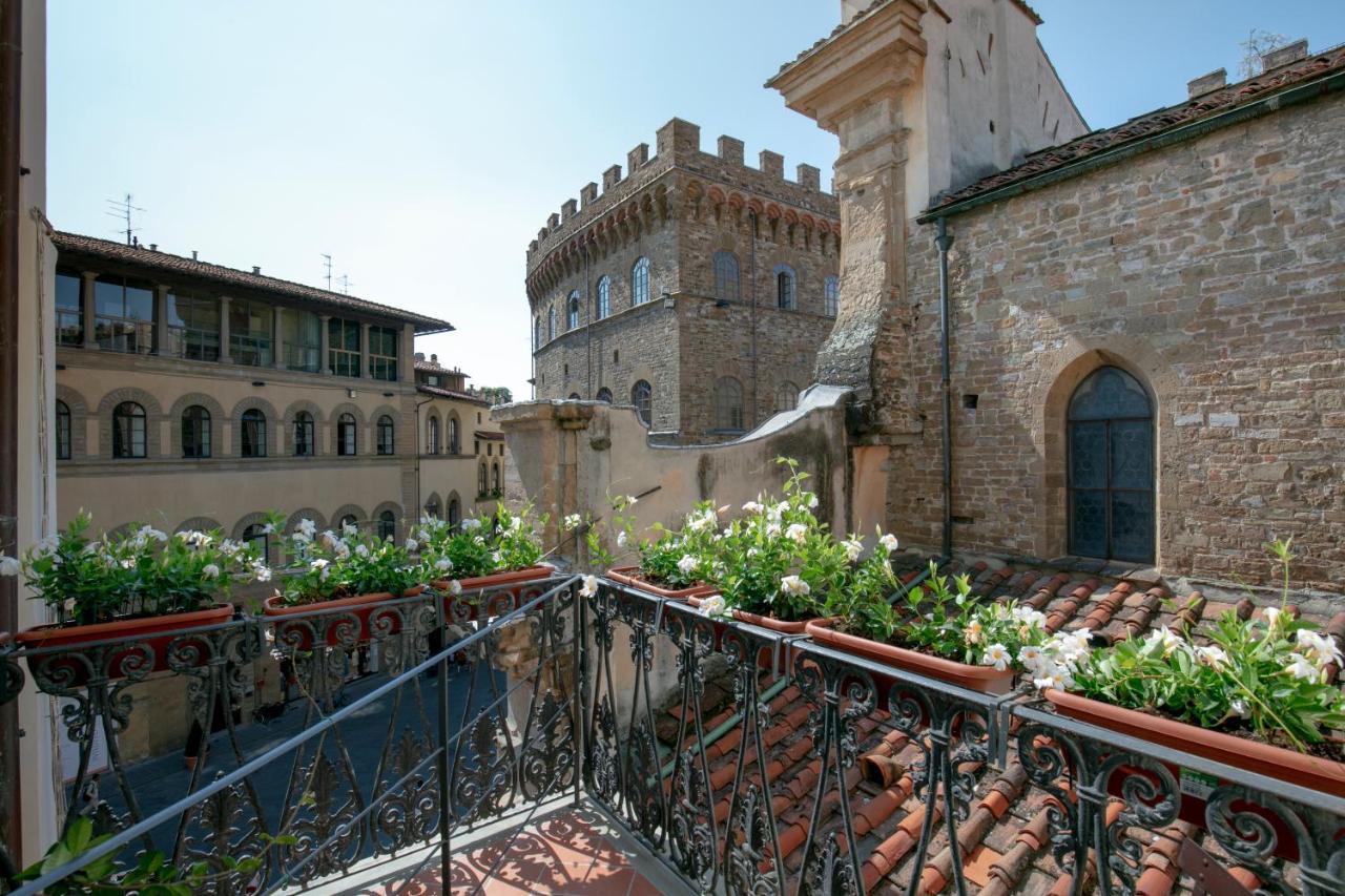 Tornabuoni Place フィレンツェ エクステリア 写真